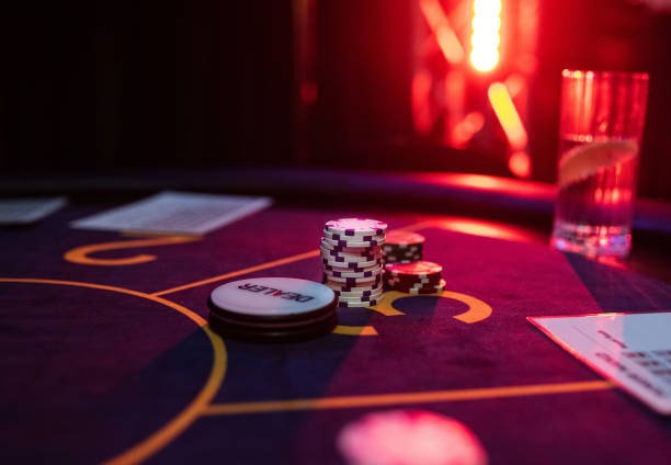 tata4d live Sic Bo table showing dice, betting layout, and dealer